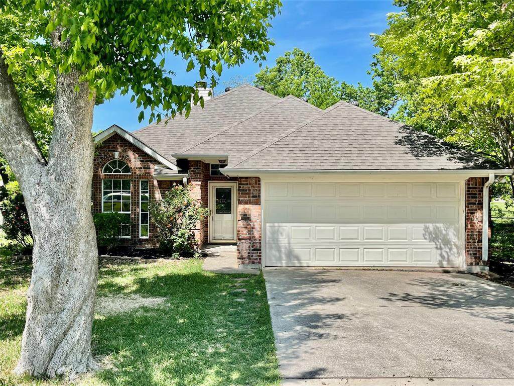 708 Denny Street - Photo 1