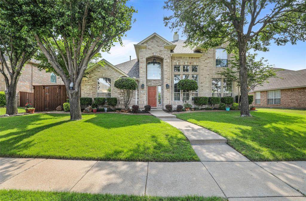 813 Big Bend Drive - Photo 1