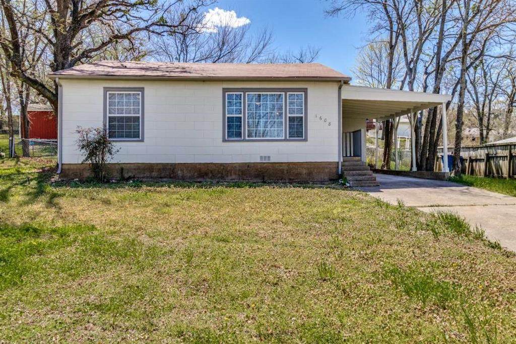 1608 Gandy Street - Photo 1