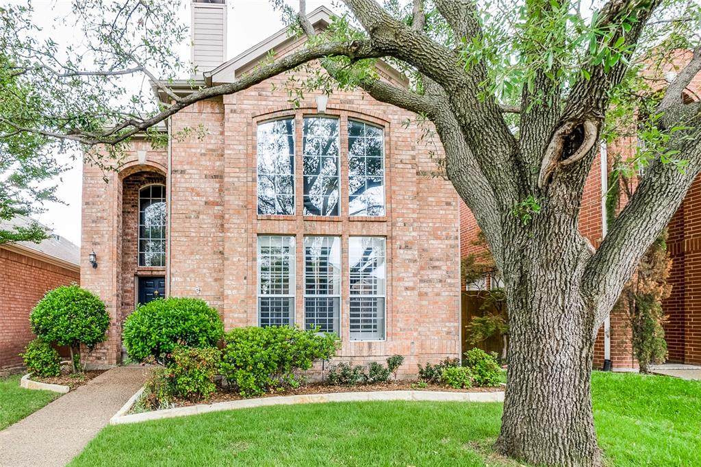 6008 Thursby Avenue - Photo 1