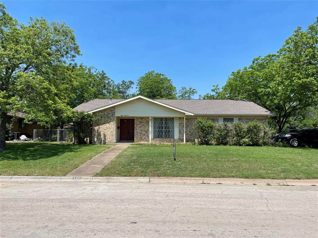800 Michelle Drive - Photo 1