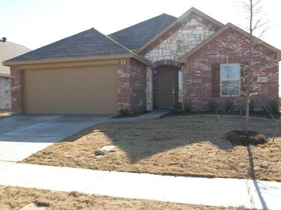 1533 Castle Creek Drive - Photo 1