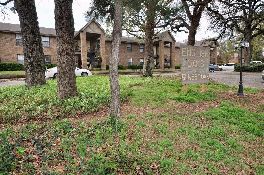 511 Oak Street - Photo 1