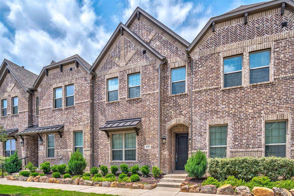 4249 Kearsage Drive - Photo 1