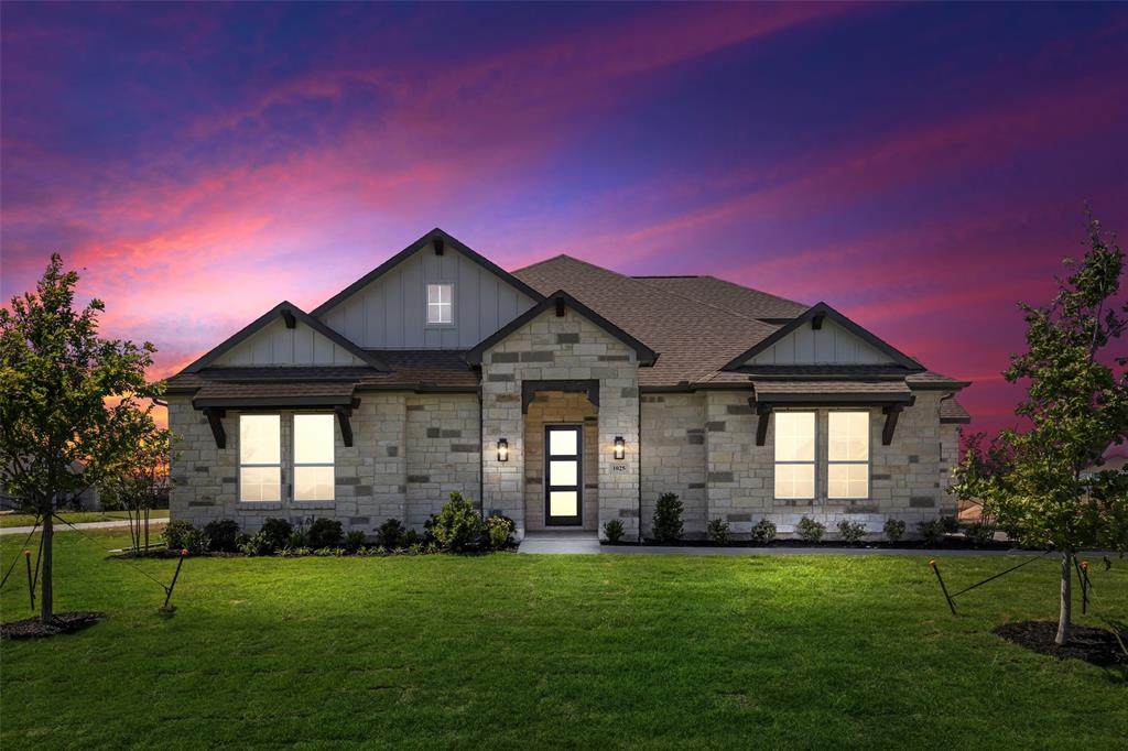 1025 Sugar Bars Drive - Photo 1