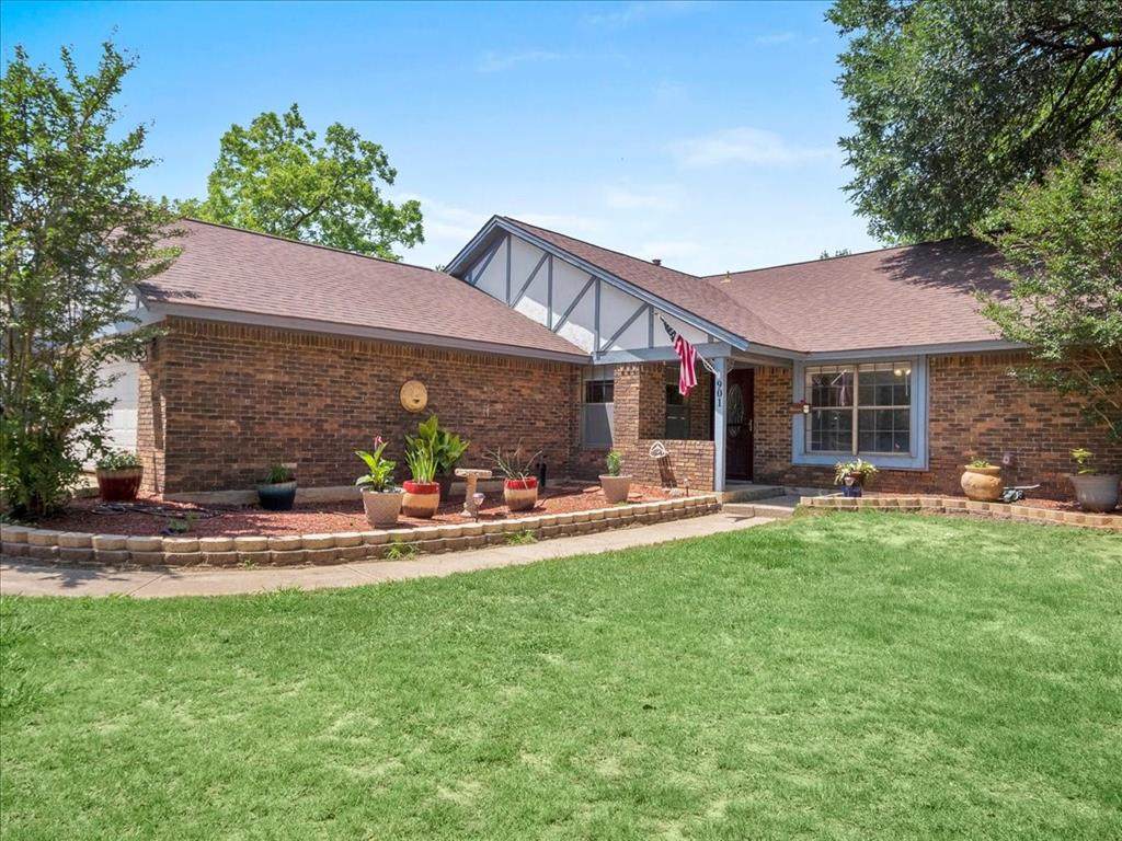 901 Highland Village Road - Photo 1