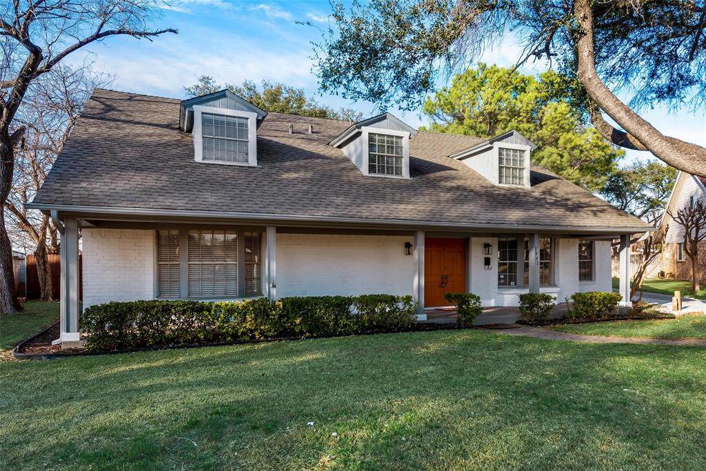 3942 Buckingham Drive - Photo 1