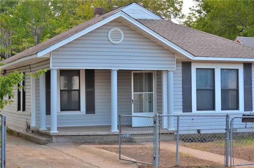 719 Parkview Avenue - Photo 1