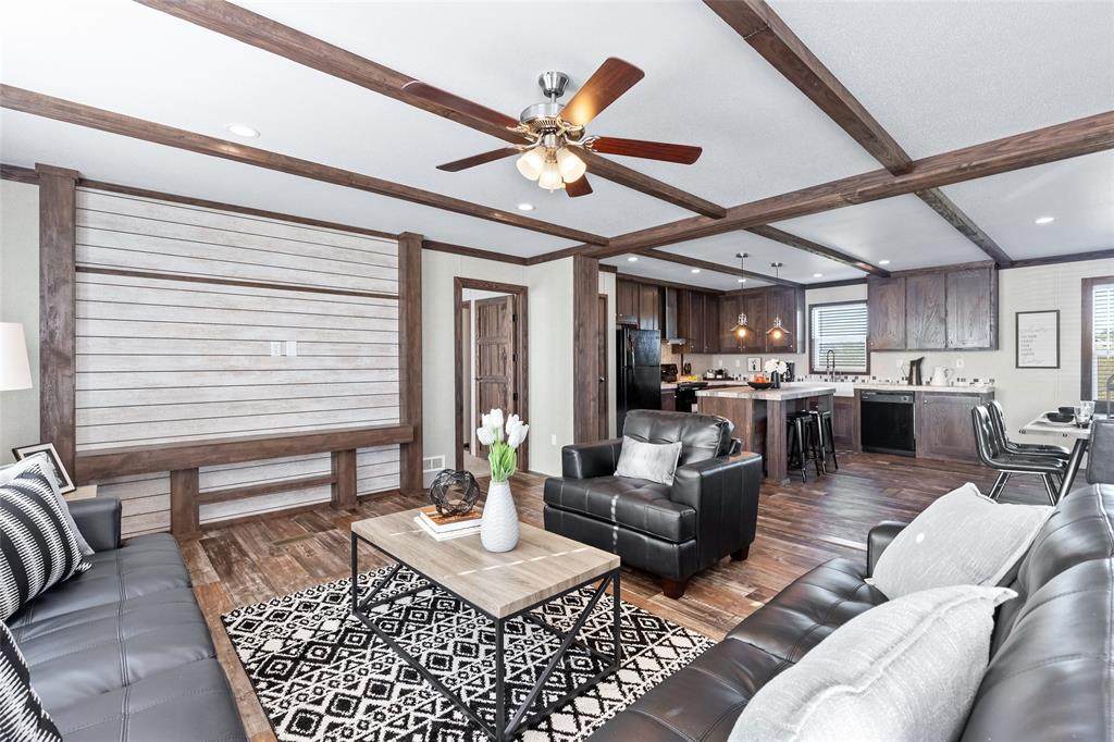 414 Vz County Road 1220 - Photo 1