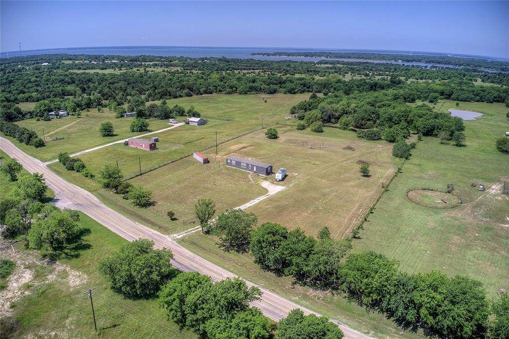 745 Fm 2737 - Photo 1