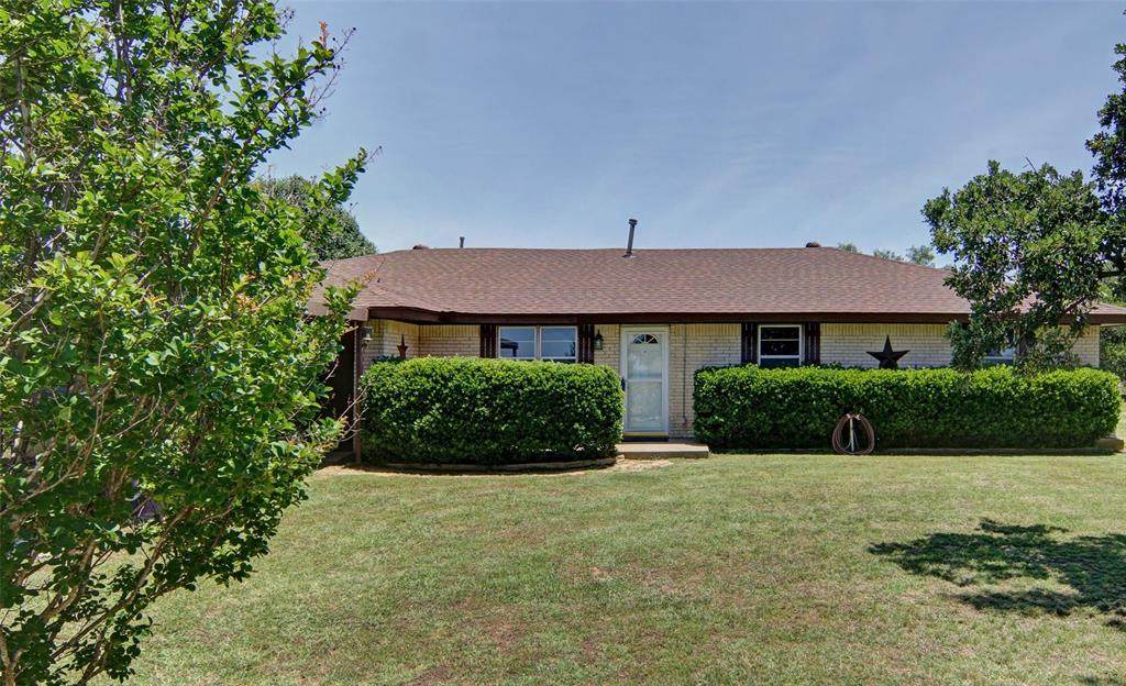904 Plum Street - Photo 1