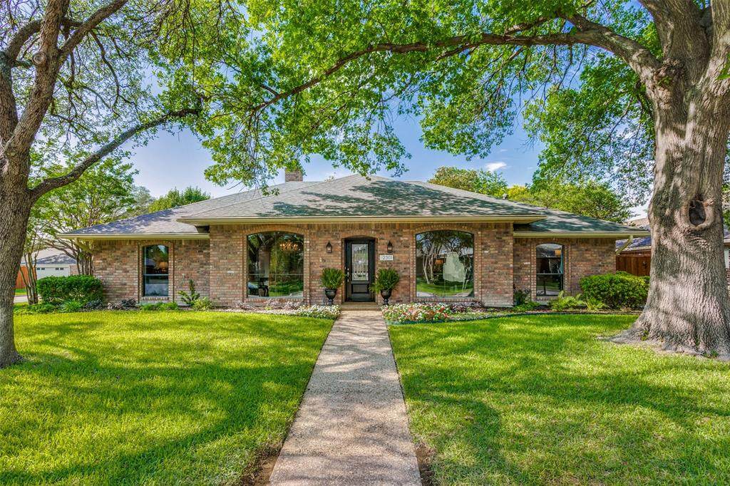 2301 Blue Cypress Drive - Photo 1