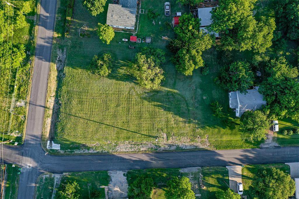 4544 Lakecrest Drive - Photo 1