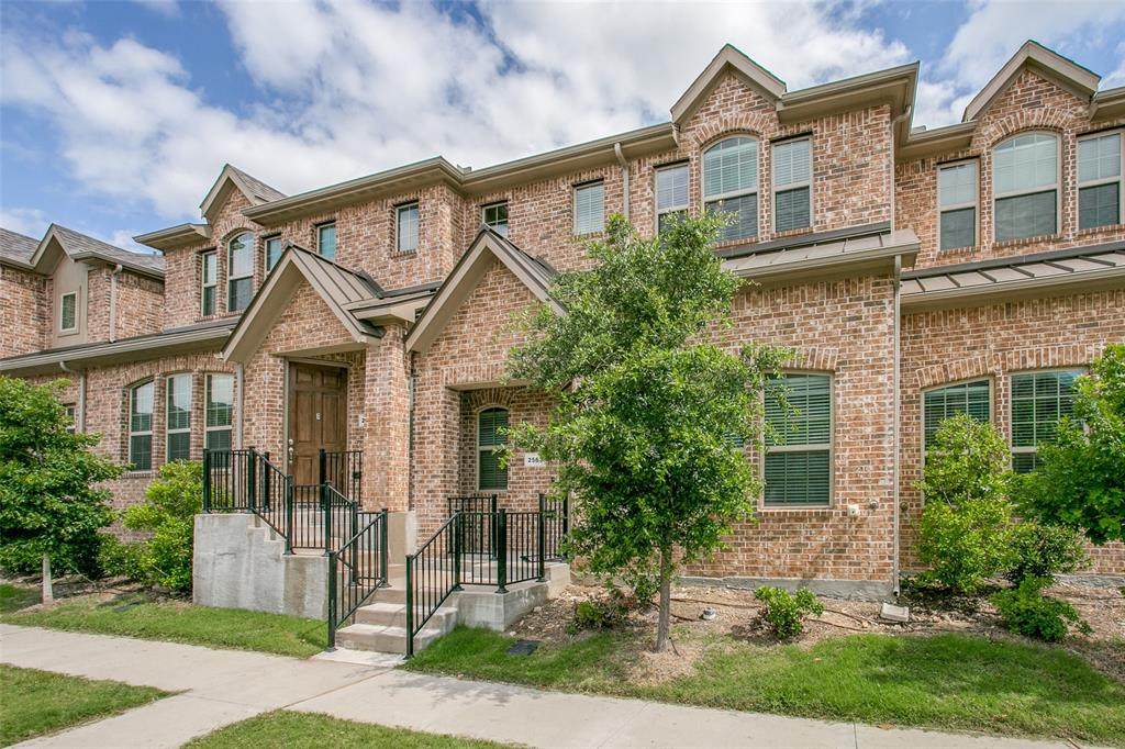 2563 Sarah Lane - Photo 1