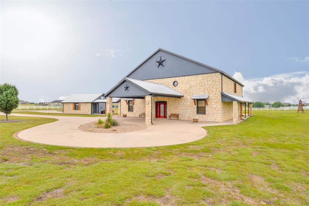 12389 Fm 2449 - Photo 1