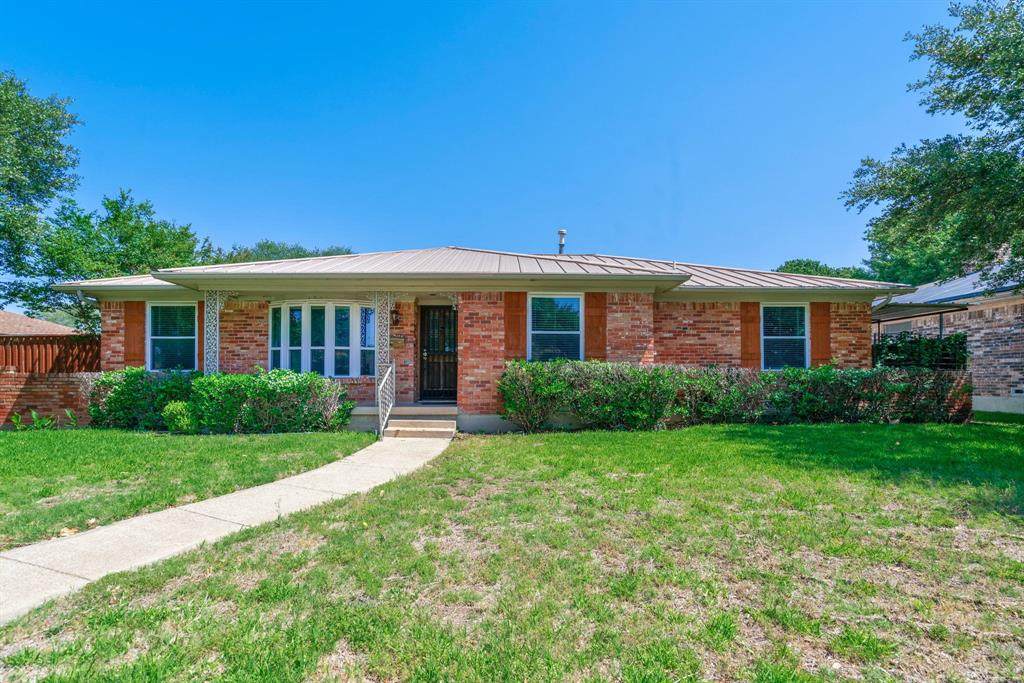 6907 Thornwood Drive - Photo 1