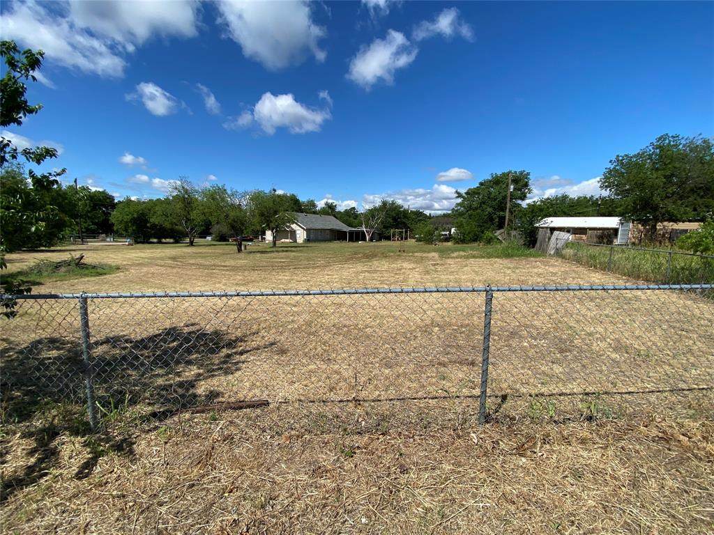851 Keith Street - Photo 1