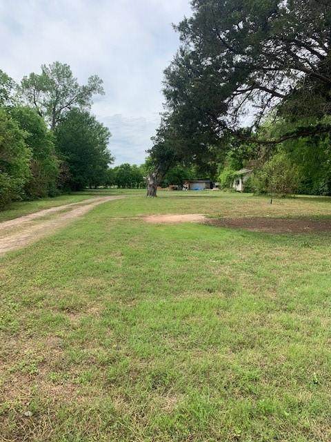 3025 3rd Street - Photo 1