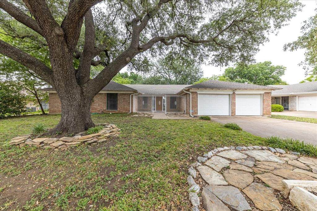 5209 Cordova Avenue - Photo 1