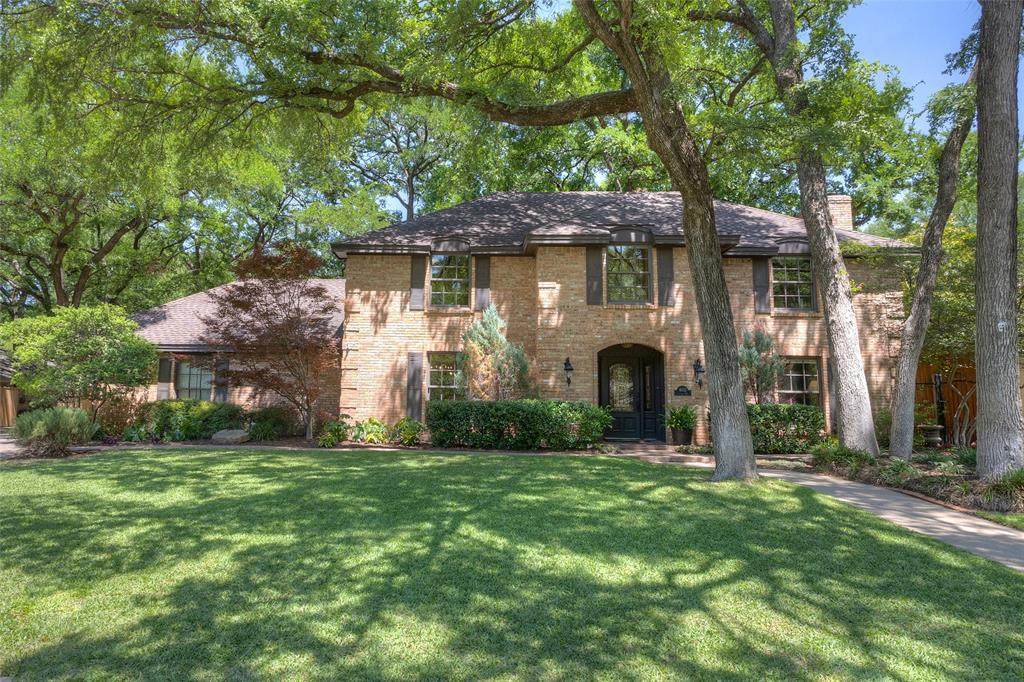 4013 Inwood Road - Photo 1
