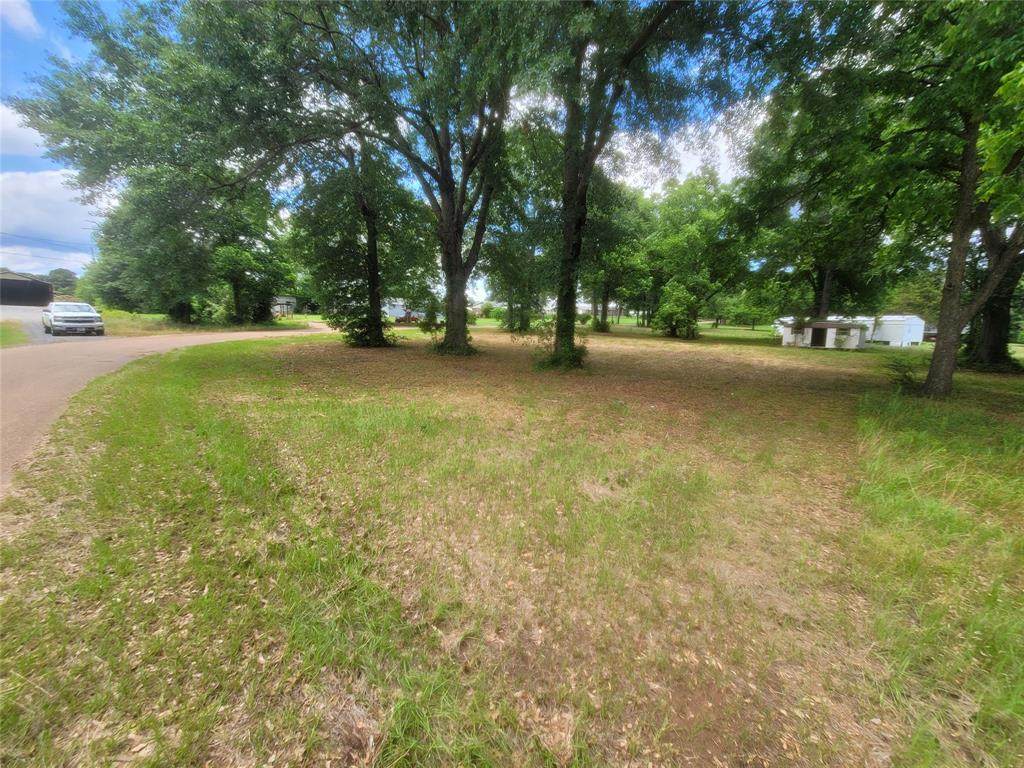 104 Draper Street - Photo 1