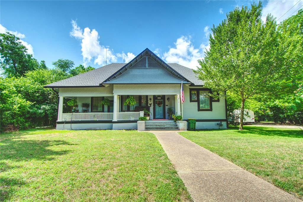 400 Capps Street - Photo 1