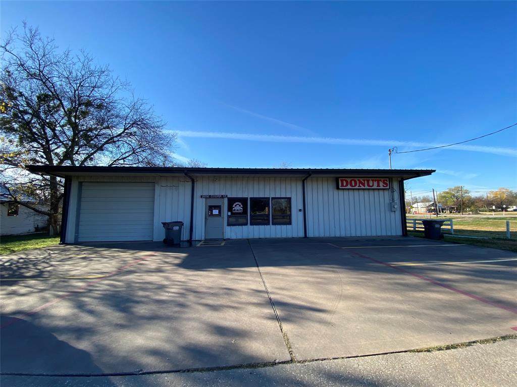 1606 Cooper Street - Photo 1