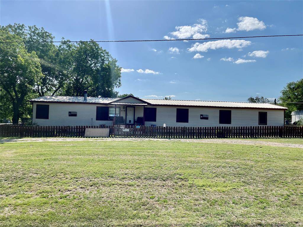 608 Burleson Street - Photo 1