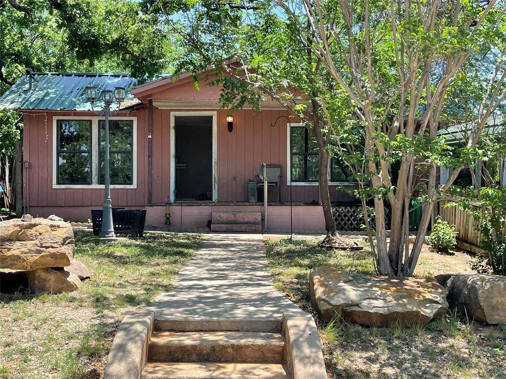 1412 Lamar Street - Photo 1