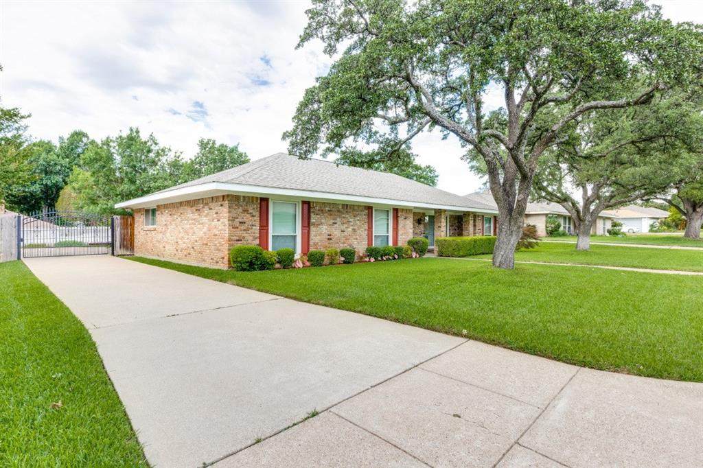 4335 Balboa Drive - Photo 1