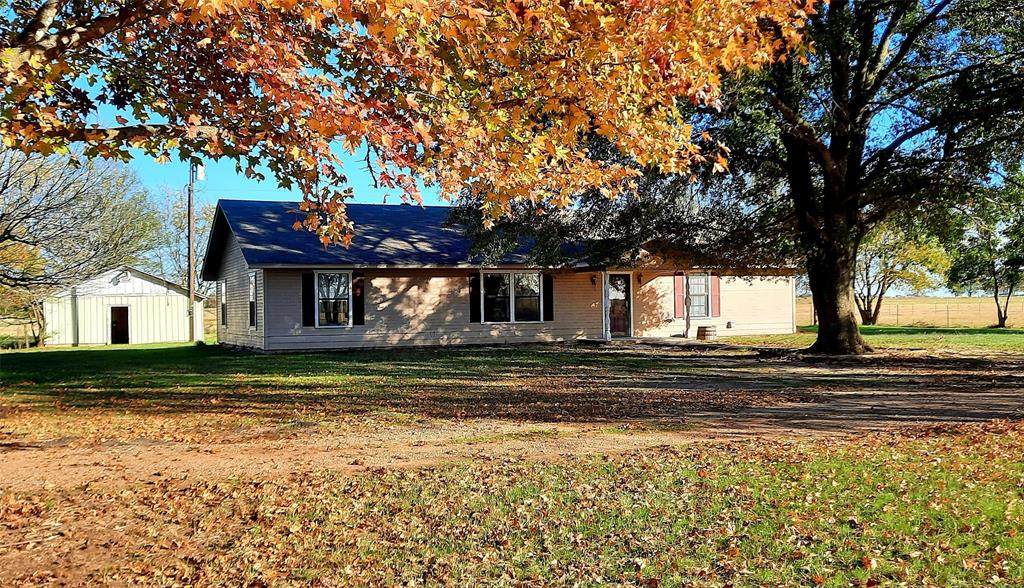 1829 County Road 1103 - Photo 1
