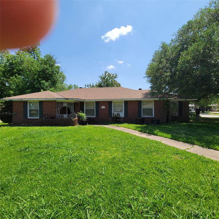 373 Leland Avenue - Photo 1