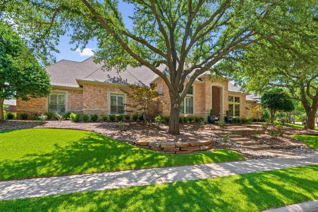 4648 Driftwood Drive - Photo 1