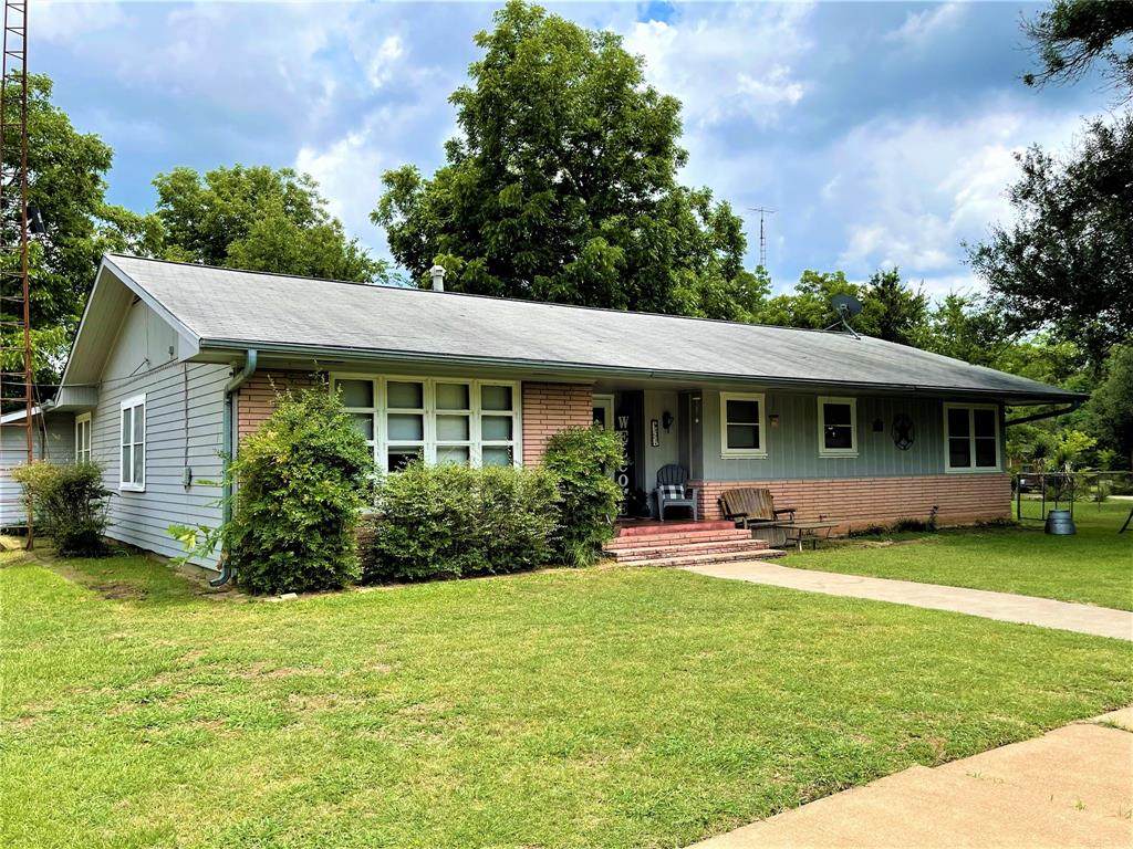 308 4th Street - Photo 1
