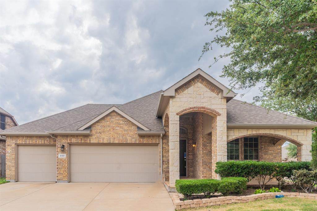 600 Bend Boulevard - Photo 1