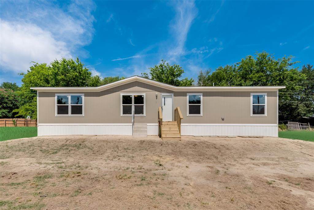 312 Whispering Trail - Photo 1