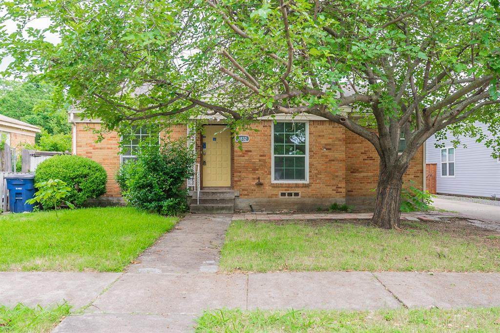 2832 Hedgerow Drive - Photo 1