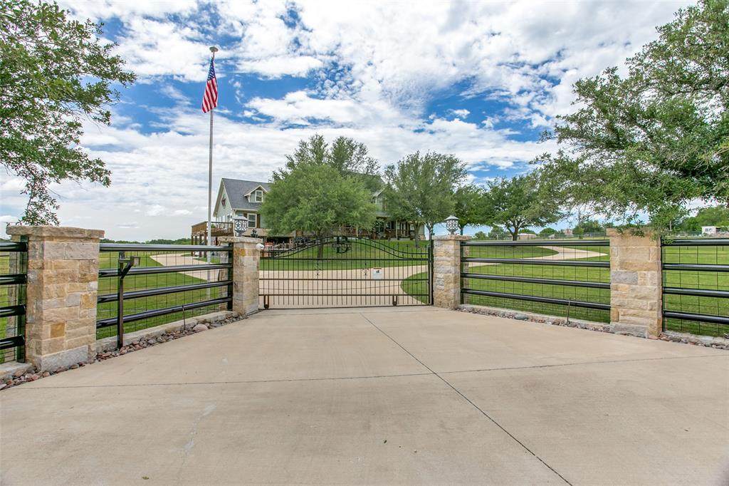 2600 Branch Creek Road - Photo 1