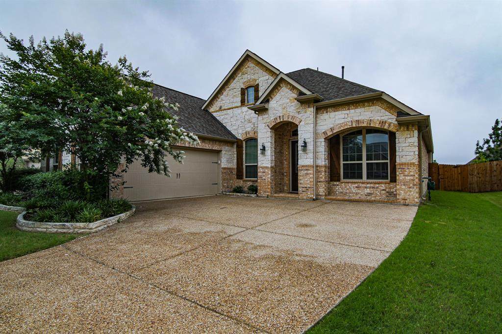 9737 Robinwoods Drive - Photo 1