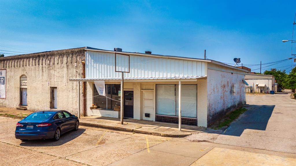105-107 South Street - Photo 1