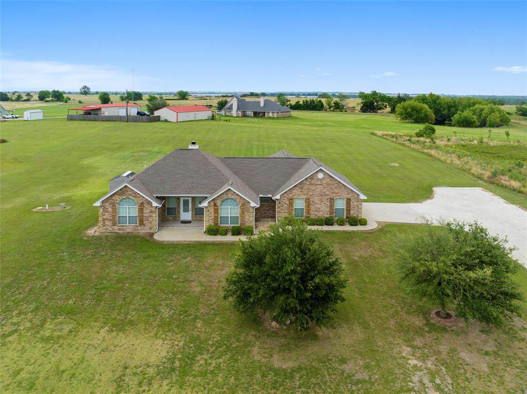 208 Hwy 75 - Photo 1