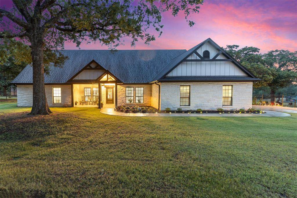 7201 County Road 1017 - Photo 1