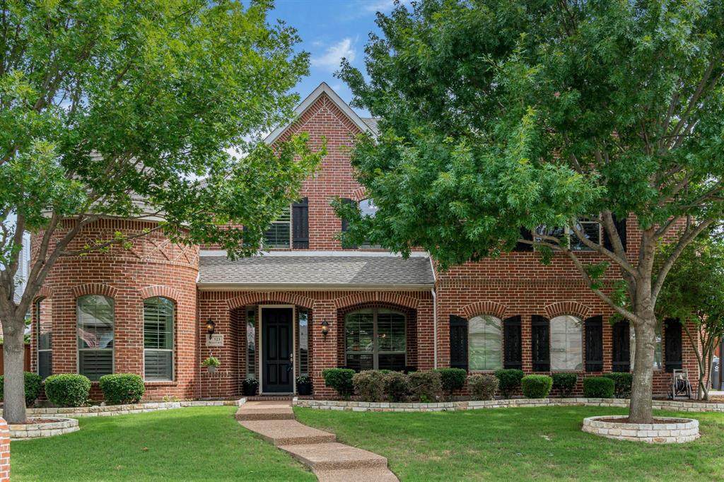 523 Pheasant Run Drive - Photo 1