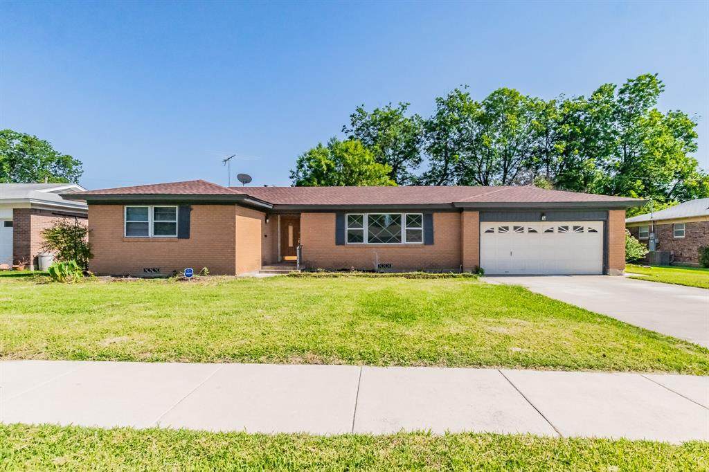 5308 Bonnie Wayne Street - Photo 1