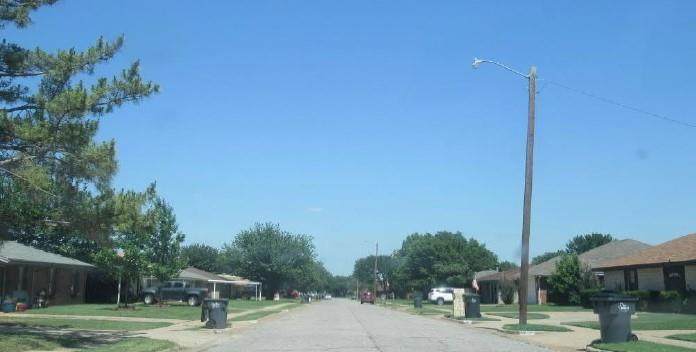 1420 Longview Street - Photo 1