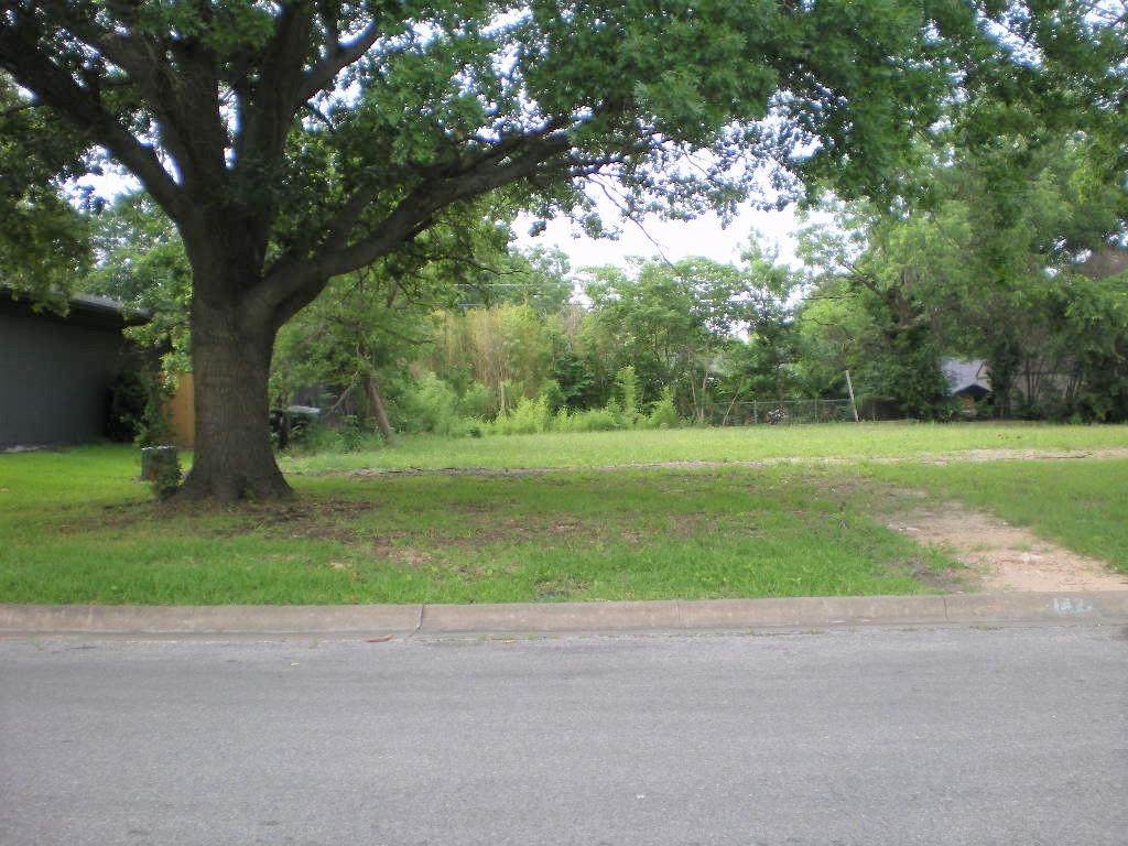 1424 Shields Drive - Photo 1