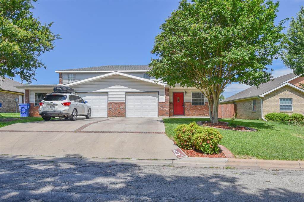 4422 Westridge Drive - Photo 1