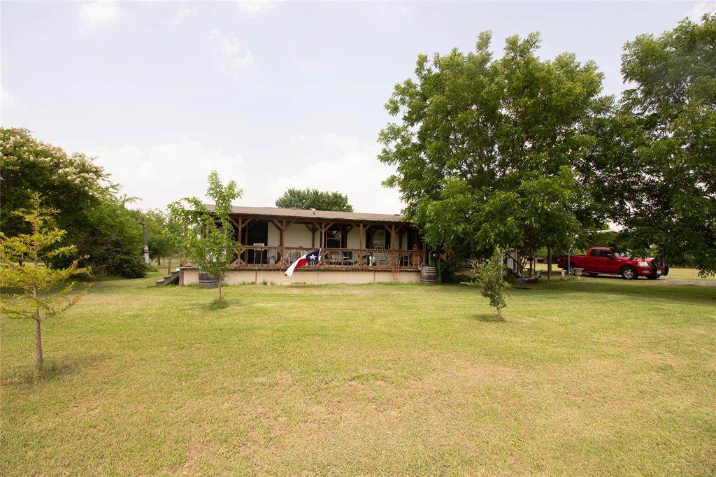 8177 Bandera Loop - Photo 1