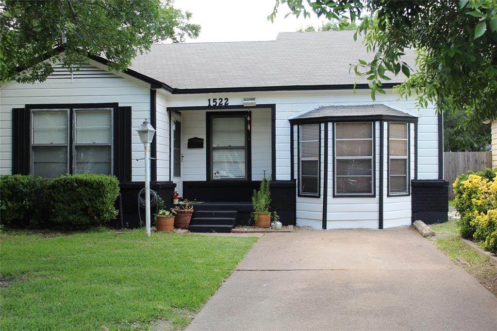 1522 3rd Street - Photo 1