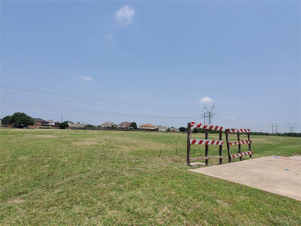 5539 Lake Ridge Pkwy - Photo 1